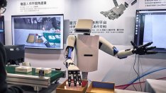 Приходите на Foxconn за четвъртото тримесечие скачат с 22% до нов рекорд