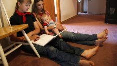 Facebook търси начин да позволи на децата под 13 години да се регистрират