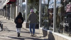 Продажбите на дребно в еврозоната нараснаха по-слабо от очакваното през януари