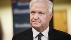 Оли Рен: Ще има значително покачване на лихвите на следващите заседания на ЕЦБ