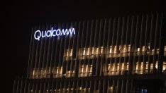 Акциите на Qualcomm поскъпнаха до нов рекорд след инвеститорската среща
