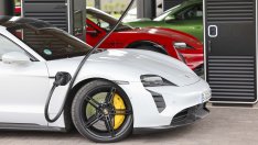 Освежената гама помага на Porsche да отчете по-голям марж след труден старт на годината