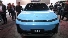 Испания е фаворит за производството на електромобил на Stellantis и Leapmotor