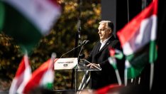 Колебливата икономика на Унгария създава пречки за преизбирането на Орбан