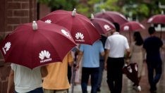 САЩ "много скоро" ще започнат да дават лицензи за работа с Huawei