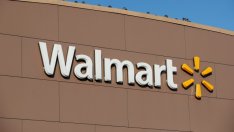 Проучване: Walmart набира преднина пред Amazon в онлайн покупките
