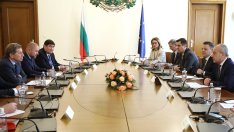 „Лукойл“ гарантира пред премиера обезпечаване на вътрешното потребление на горива