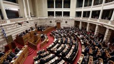 Атина закрачи в правилната посока