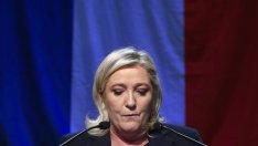 Правната комисия на Европейския парламент отне имунитета на Льо Пен