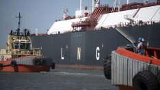 Все още няма достатъчно втечнен газ на пазара за енергийната трансформация на света