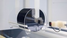 Шамарът на Китай срещу Nexperia хвърля в смут европейската автомобилна индустрия