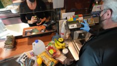 Американците отново започват да харчат повече 