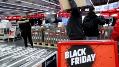 КЗП: Най-честите оплаквания от Черния петък са за фалшиви намаления