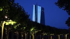 ЕЦБ все още не може да си позволи намаляване на стимулите