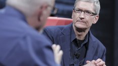 Тим Кук обеща „невероятни“ продукти 