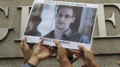 Сноудън разполагал с „хиляди секретни документи“