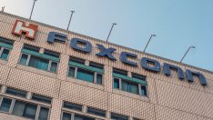Foxconn мести част от производството си от блокирани заради Covid заводи