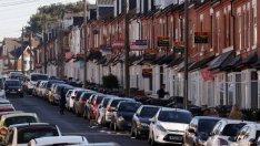 Британските жилища поскъпват с най-слаб темп от осем месеца