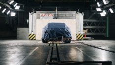 Работата по автомобила на Apple продължава?