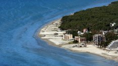 "Малката Италия" - туристи се стичат към евтини курорти в Албания