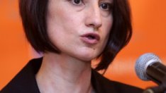 Деяна Костадинова: Търсим разумния баланс между фискалната политика и растежа