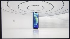 Предварителните поръчки на iPhone 12 в първия им ден надминаха тези на iPhone 11