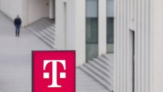 SoftBank планира да продаде акции за 21 млрд. долара от T-Mobile