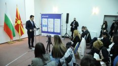 Анализатори: Кирил Петков и Димитър Ковачевски поставиха началото на нов вид диалог