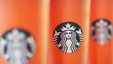 Уилям Акман е придобил 1,1% от Starbucks