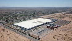 Apple е увеличила три пъти площта на земята си само за три години