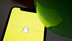 И Snapchat се сбогува с акаунта на Доналд Тръмп
