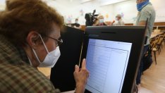 Янев търси британска подкрепа за машините за изборите