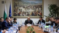 Президентът предлага видеонаблюдение при броенето на бюлетините