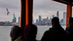 Европейците планират по-малко пътувания до САЩ през лятото заради митата на Тръмп