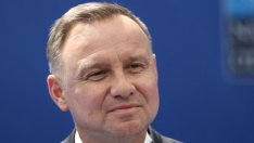 Полша най-накрая премахва спорната дисциплинарна камара към Върховния съд 