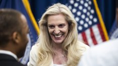 Какво казва Брейнард за бъдещите ходове на Фед 