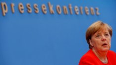 Меркел се противопостави на американските заплахи за Huawei