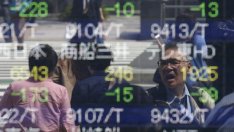 Отливът на инвеститори от технологичните компании натежа на азиатските борси