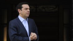 Атина бърза с прегледа на спасителната програма, за да смени темата