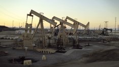 Сривът на цената на петрола и как той влияе на инфлацията/дефлацията?