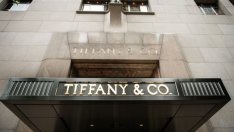 LVMH обмисля как да предоговори сделката с Tiffany