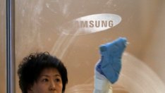 И Samsung усети болката на Apple