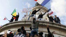 Над 1 млн. души излязоха в Париж на поход срещу тероризма