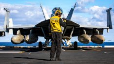 САЩ извършиха удари срещу Иран в отговор на свален хеликоптер Apache