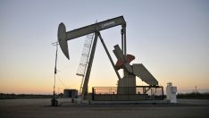 Иранското "черно злато" срина близкоизточните пазари