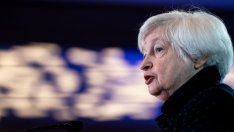 Свръхконцентрацията във веригите за доставки на чиста енергия притеснява Джанет Йелън