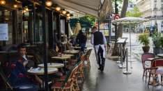 Икономическите нагласи в еврозоната се свиха до 2-годишно дъно през октомври