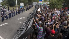 Европа между две кризи