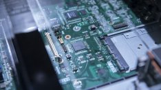 Слабата прогноза на AMD ѝ донесе 6% спад на борсата