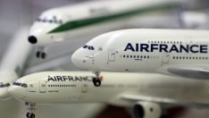 Понижената финансова прогноза на Air France-KLM повлече авиосектора в Европа